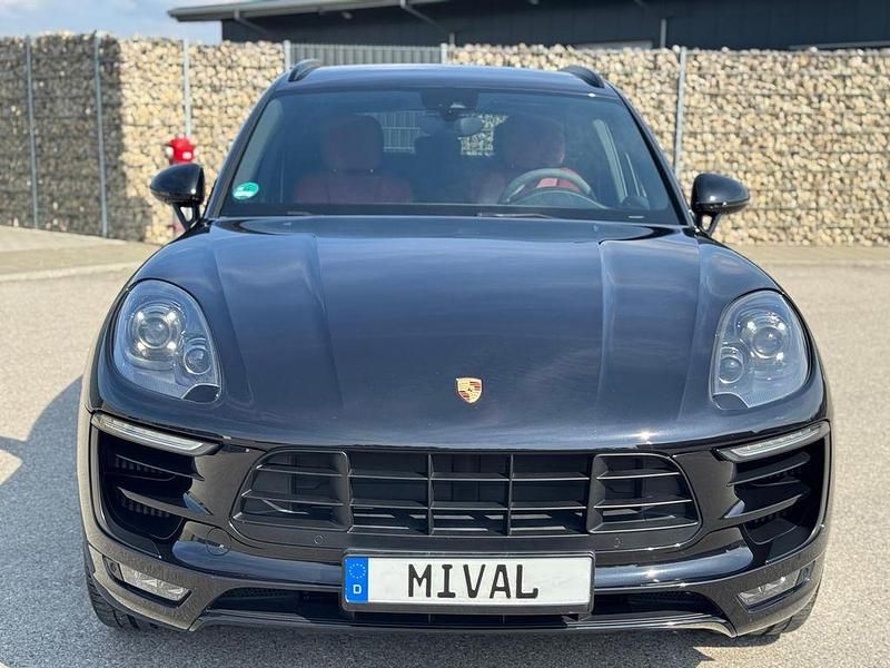 Gebraucht Porsche Macan 360 PS (264 kW) 2016 Tiefschwarzmetallic SUV