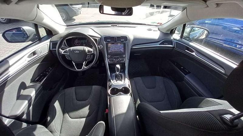 Gebraucht Ford Mondeo Titanium 150 PS (110 kW) 2015 Grau Kombi