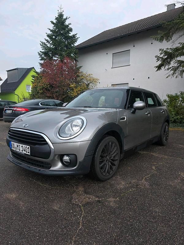 Andere farben Gebraucht 2017 Mini One D Clubman Kombi | 12.500 € (Guter Preis) - Bild 1/4