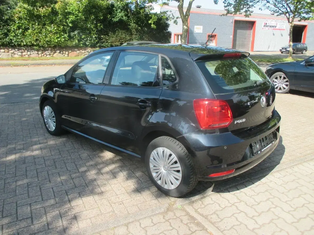 Gebraucht VW Polo Comfortline 75 PS (55 kW) 2017 Schwarz Kleinwagen