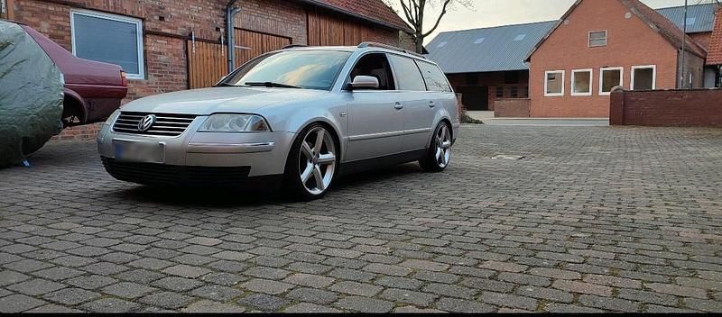 Gebraucht VW Passat 131 PS (96 kW) 2002 Silber Kombi