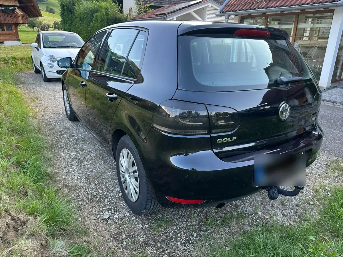 Gebraucht VW Golf VI 105 PS (77 kW) 2009 Schwarz Kleinwagen