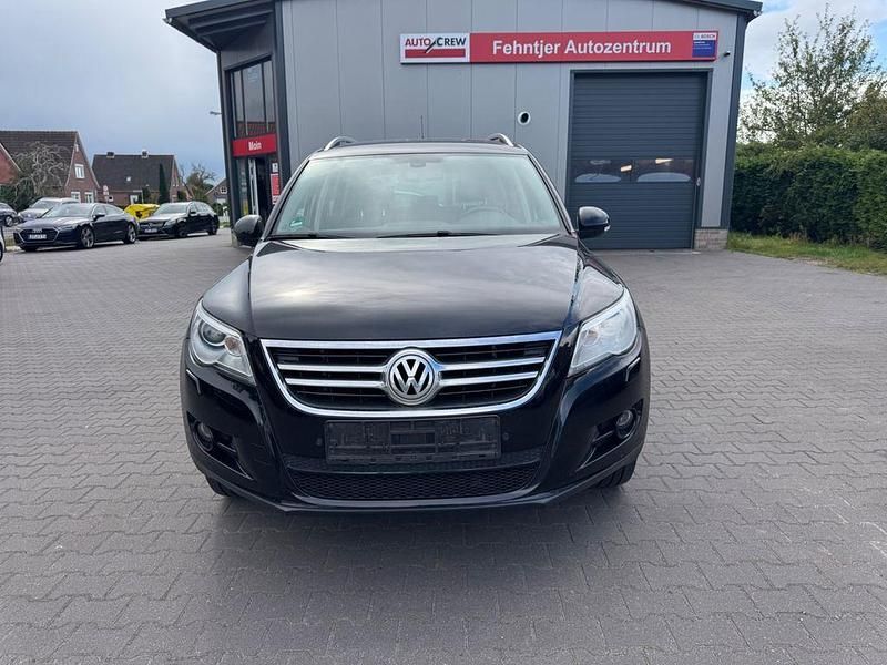 Schwarz Gebraucht 2011 VW Tiguan Team SUV | 4.999 € (Superpreis) - Bild 1/4