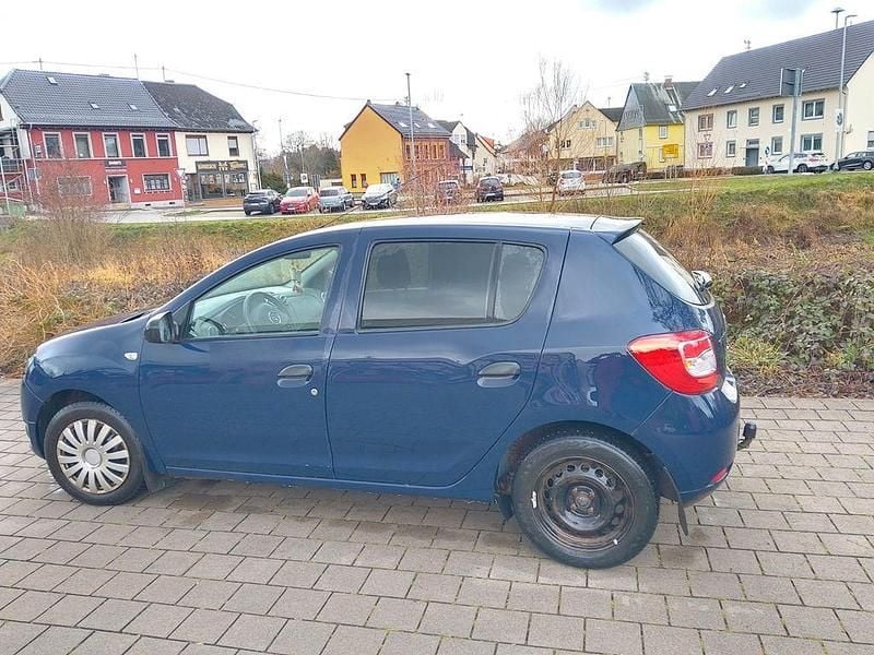 Gebraucht Dacia Sandero Essentiel 75 PS (55 kW) 2014 Limousine