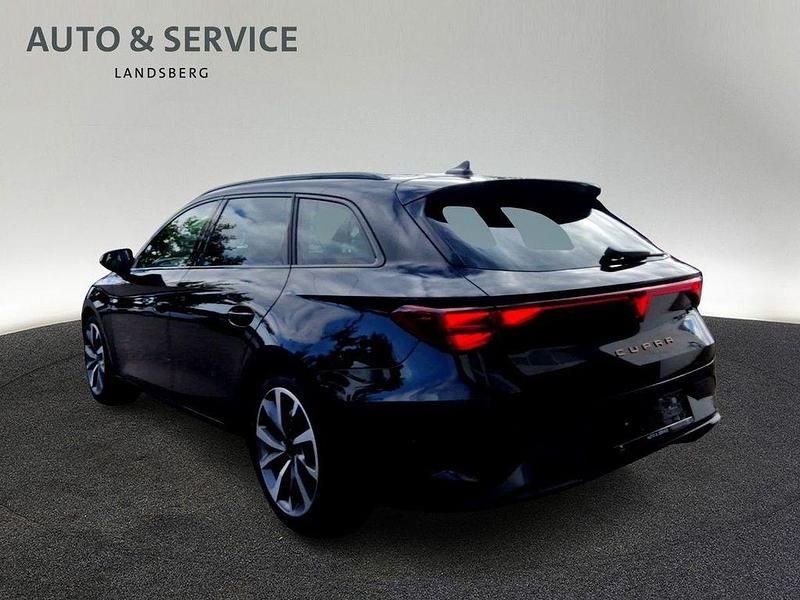 Neu Cupra Leon 150 PS (110 kW) 2025 Schwarz Limousine