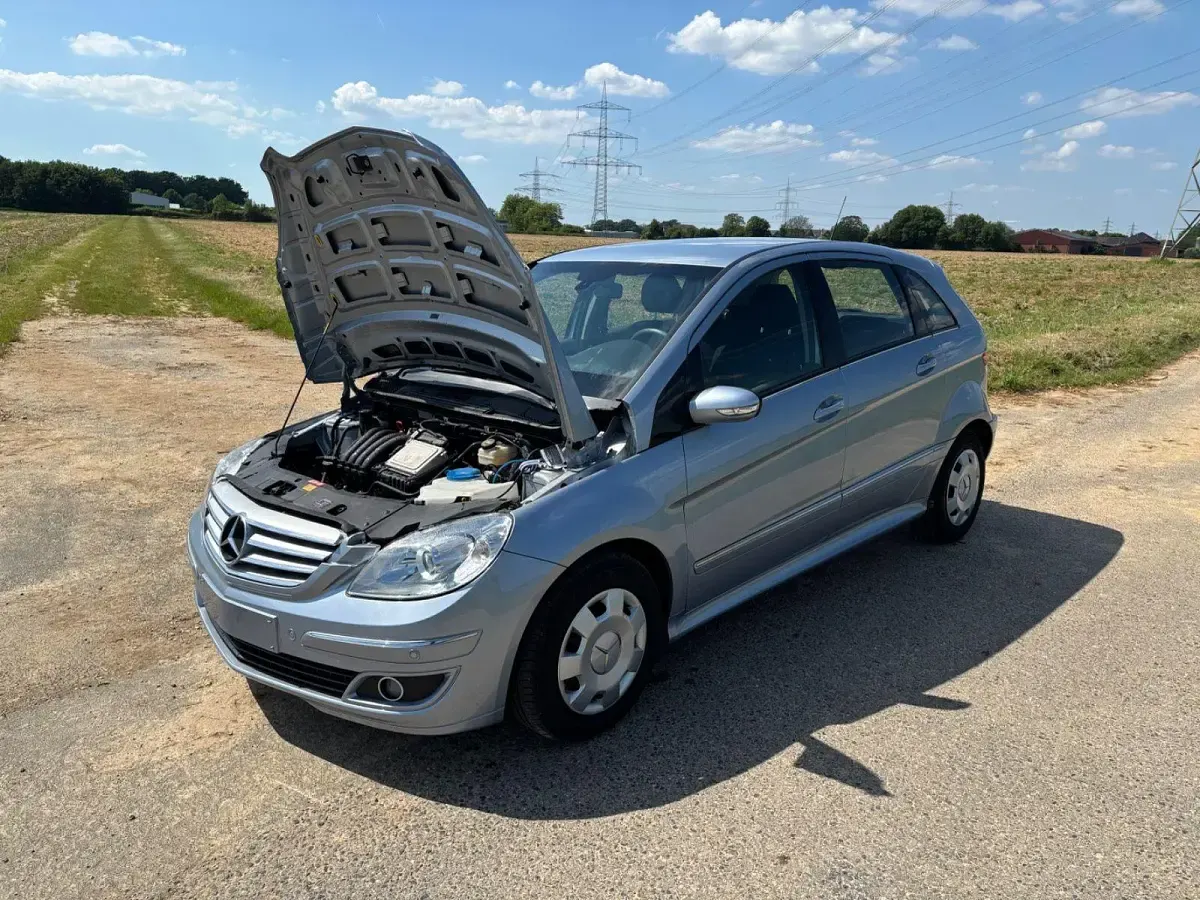 Gebraucht Mercedes B170 116 PS (85 kW) 2006 Blau Van / Kleinbus