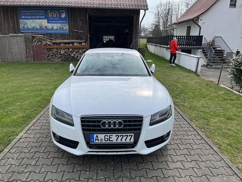 Gebraucht Audi A5 Sportback 179 PS (131 kW) 2010 Weiß Kleinwagen