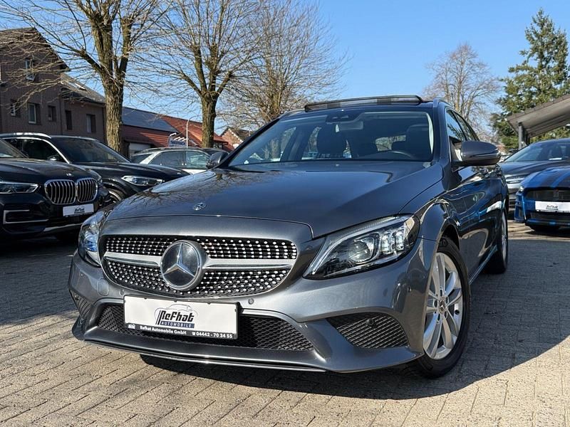 Gebraucht Mercedes C200 150 PS (110 kW) 2018 Grau Kombi