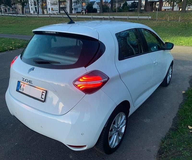 Gebraucht Renault Zoe Experience 78 kW (107 PS) 2022 Weiß Kleinwagen