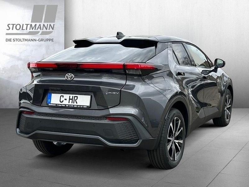Neu Toyota C-HR 223 PS (164 kW) 2025 Grau SUV