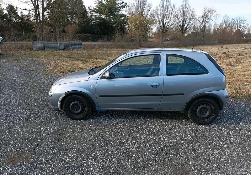 Gebraucht Opel Corsa 80 PS (58 kW) 2005 Silber Kleinwagen