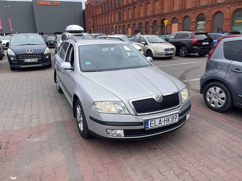 Gebraucht 2005 Skoda Octavia Tour Kombi | 2.100 € (Teuer) - Bild 1/4