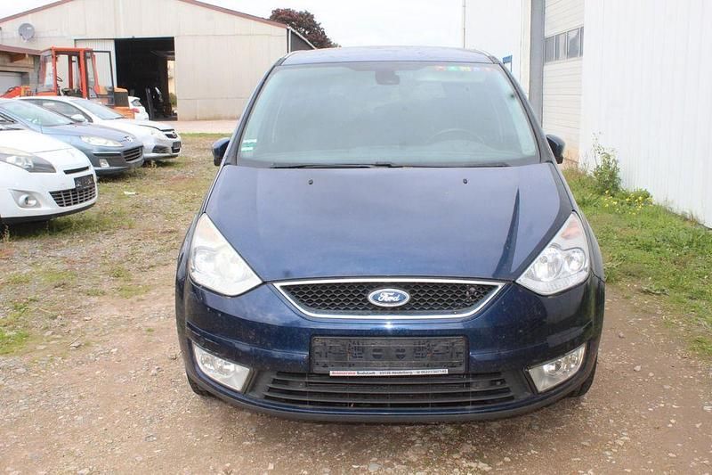 Gebraucht Ford Galaxy Trend 160 PS (117 kW) 2009 Blau Van / Kleinbus