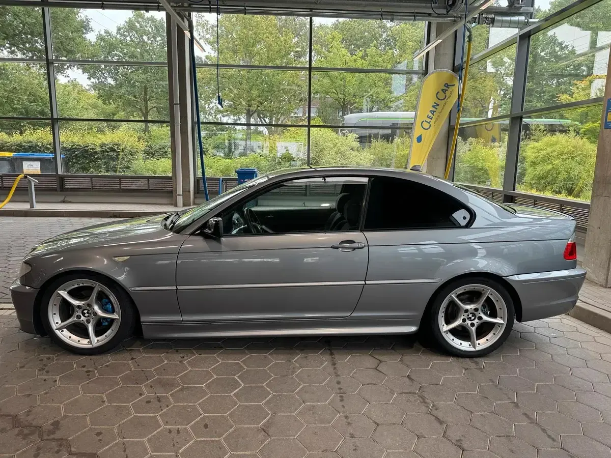 Gebraucht BMW 320 M Sport 170 PS (125 kW) 2004 Grau Coupé