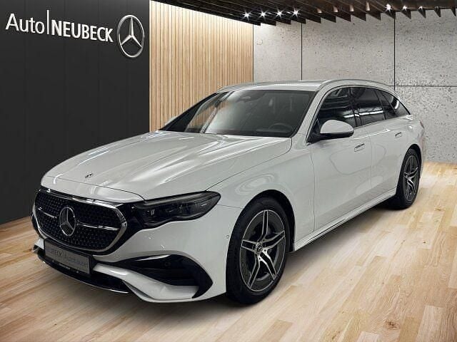 Manufaktur lack manufaktur opali Gebraucht 2023 Mercedes E220 AMG Line Premium Kombi | 55.890 € - Bild 1/2