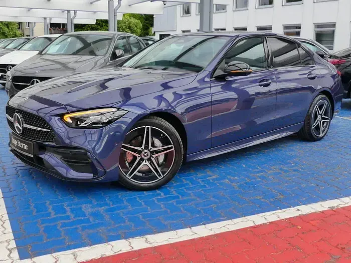 Usado Mercedes C180 AMG 170 CV (125 kW) 2025 Berlina
