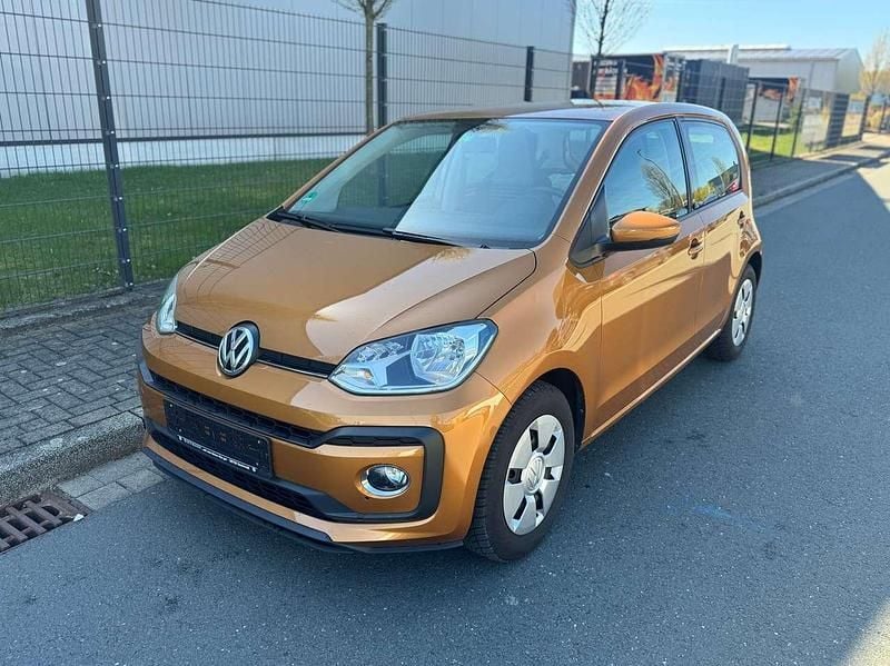 Usata VW up! 90 CV (66 kW) 2017 Oro Utilitaria