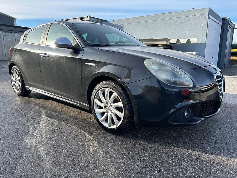 Gebraucht Alfa Romeo Giulietta Turismo 120 PS (88 kW) 2010 Schwarz Kleinwagen