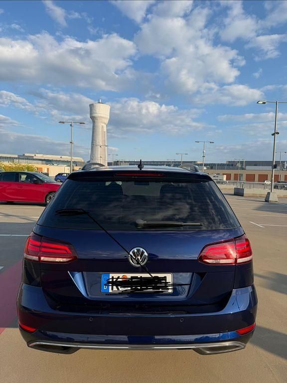 Second-hand VW Golf VII United 150 CP (110 kW) 2020 Albastru Break