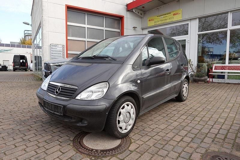 Schwarz Gebraucht 2001 Mercedes A140 Classic Van / Kleinbus | 350 € (Superpreis) - Bild 1/4