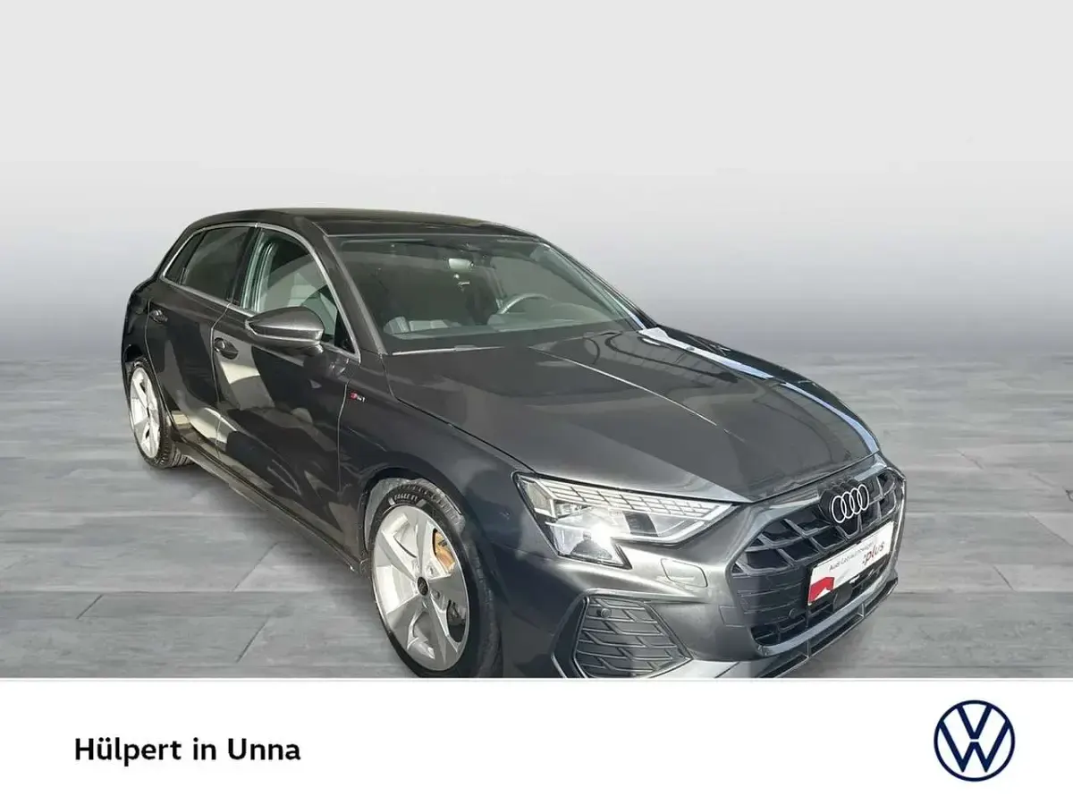 Gebraucht Audi A3 S-Line 150 PS (110 kW) 2025 Daytonagrau perleffekt Limousine
