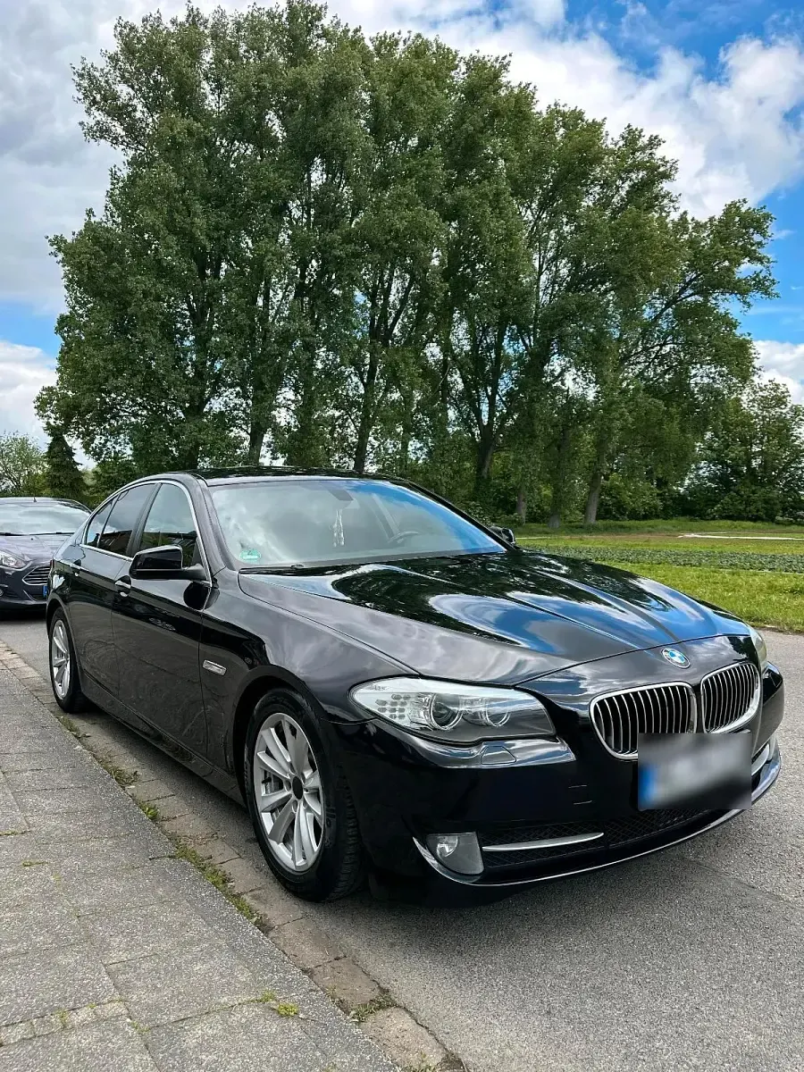 Gebraucht BMW 520 180 PS (132 kW) 2013 Schwarz Limousine