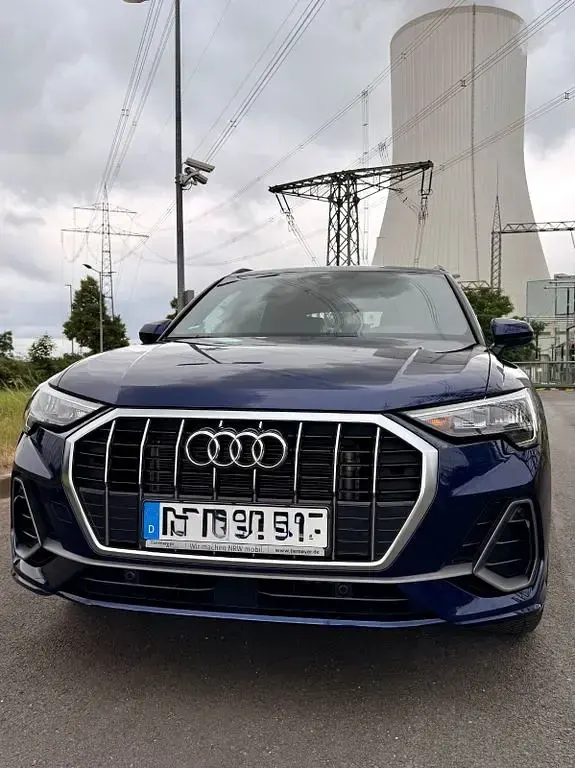 Gebraucht Audi Q3 S-Line 150 PS (110 kW) 2024 Blau SUV