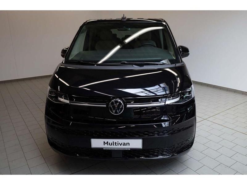 Neu VW Multivan Goal 150 PS (110 kW) 2025 Schwarz Van / Kleinbus
