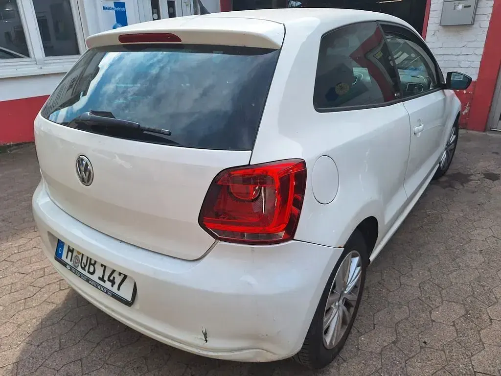 Gebraucht VW Polo Style 90 PS (66 kW) 2012 Weiß Kleinwagen