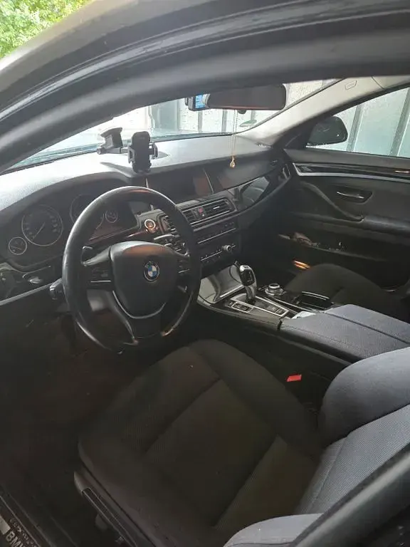 Gebraucht BMW 520 184 PS (135 kW) 2013 Limousine