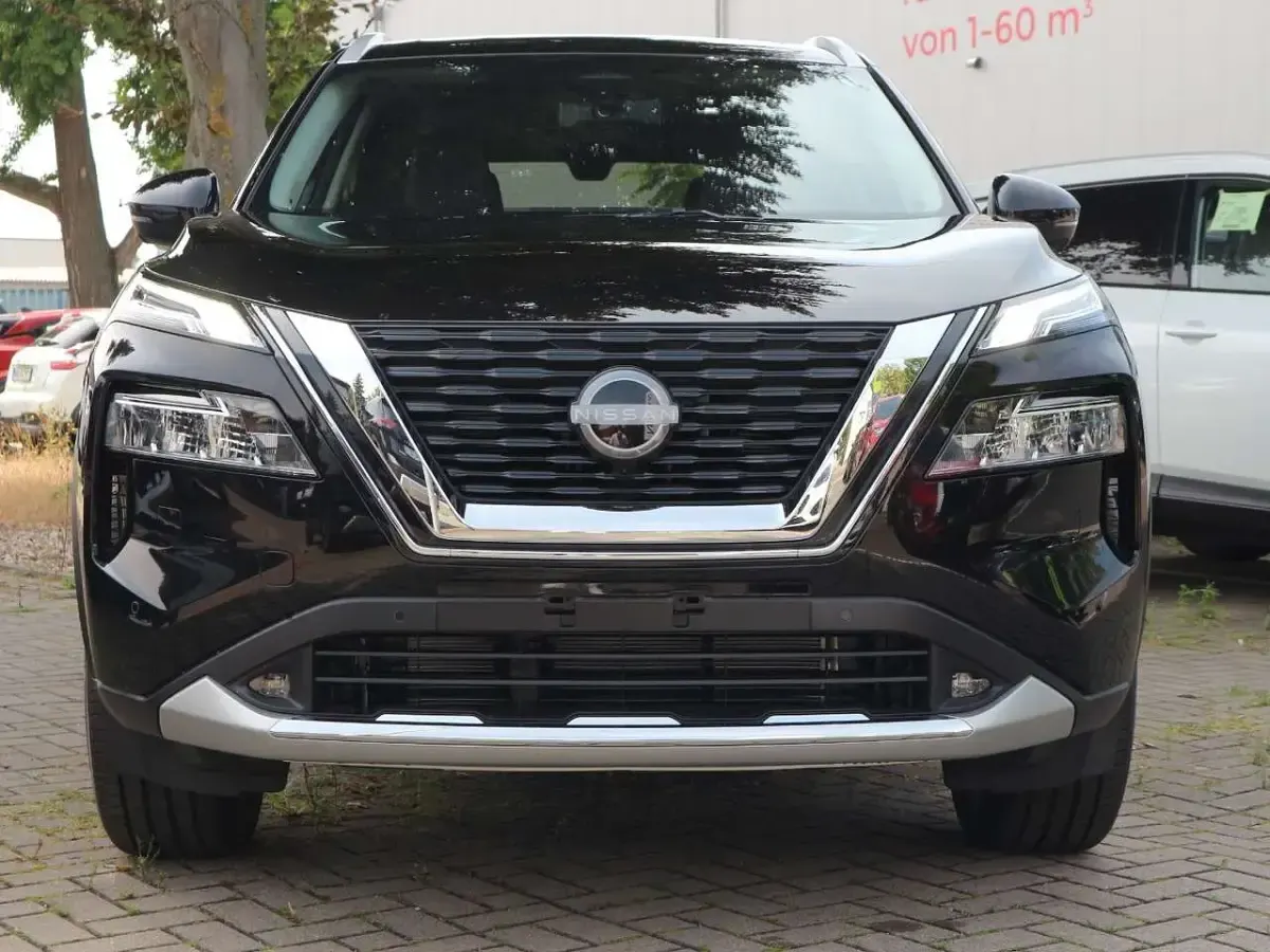 Neu Nissan X-Trail Tekna+ 204 PS (150 kW) 2026 Black pearl (m) SUV