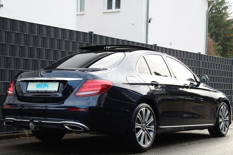 Gebraucht Mercedes E450 367 PS (269 kW) 2019 Blau Limousine