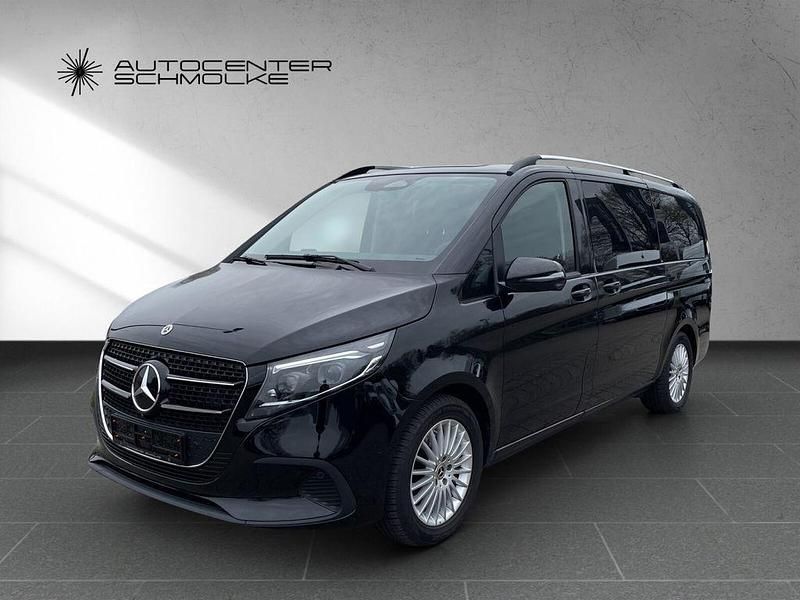 Gebraucht Mercedes V220 Style 163 PS (119 kW) 2025 Obsidianschwarz Van / Kleinbus