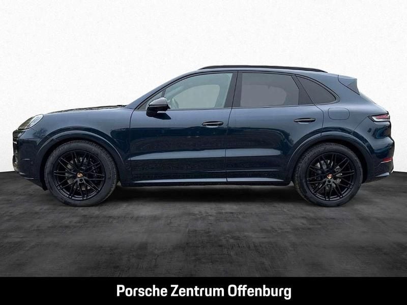 Gebraucht Porsche Cayenne 470 PS (345 kW) 2025 Algarveblaumetallic SUV