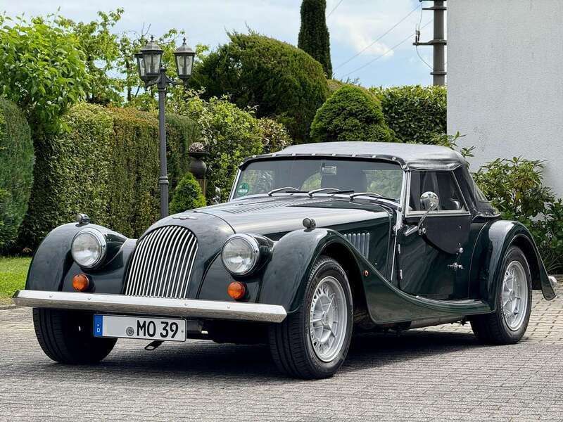 Grün Gebraucht 2001 Morgan Plus 8 Cabrio | 59.000 € - Bild 1/4