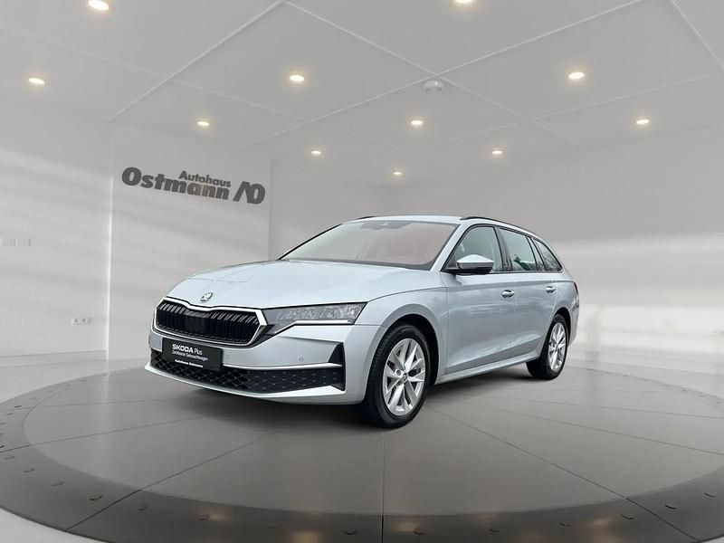 Gebraucht Skoda Octavia Selection 150 PS (110 kW) 2024 Brilliantsilber metallic Kombi