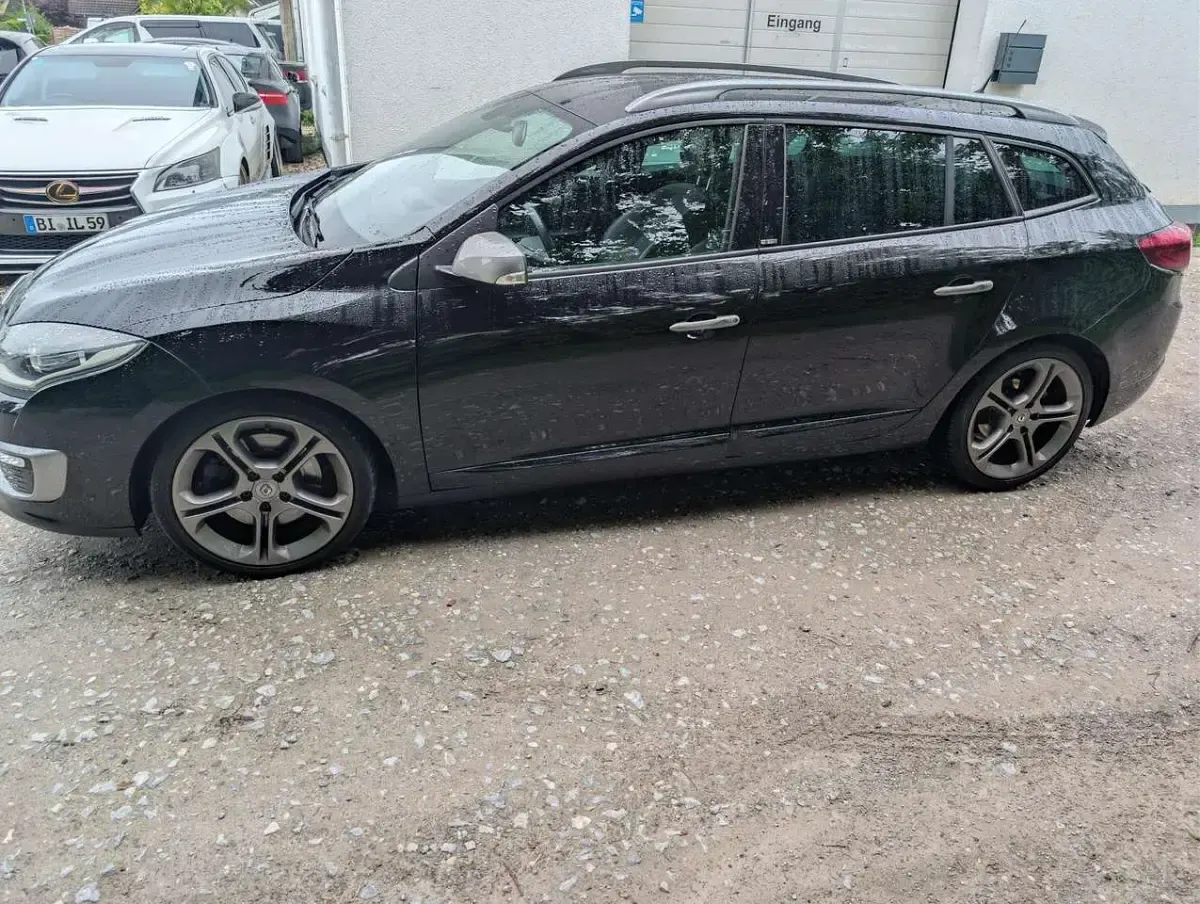 Gebraucht Renault Mégane GT Line Bose Edition 220 PS (161 kW) 2015 Sternenschwarz Kombi