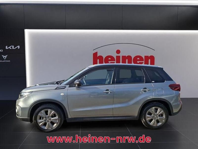 Gebraucht Suzuki Vitara Comfort 129 PS (94 kW) 2021 Schwarz SUV