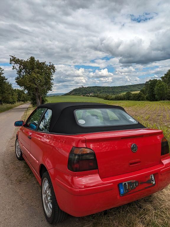 Gebraucht VW Golf Cabriolet Trendline 101 PS (74 kW) 1998 Rot Cabrio