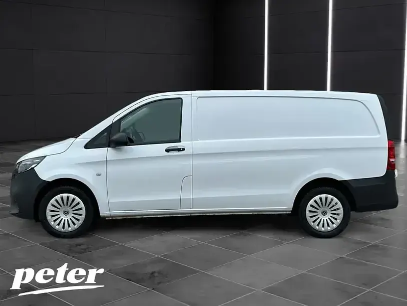 Gebraucht Mercedes Vito 163 PS (119 kW) 2025 Weiss Van