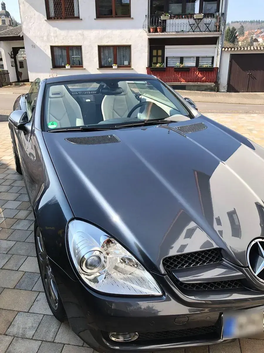 Gebraucht Mercedes SLK200 184 PS (135 kW) 2010 Grau Cabrio