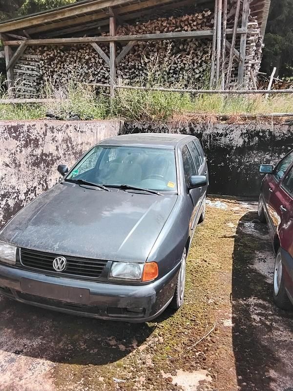 Gebraucht VW Polo 60 PS (44 kW) 1998 Grau Kombi