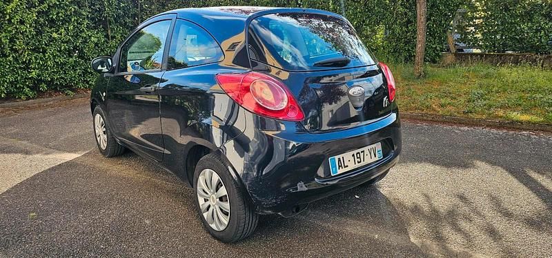 Second-hand Ford Ka 70 CP (51 kW) 2010 Negru Hatchback