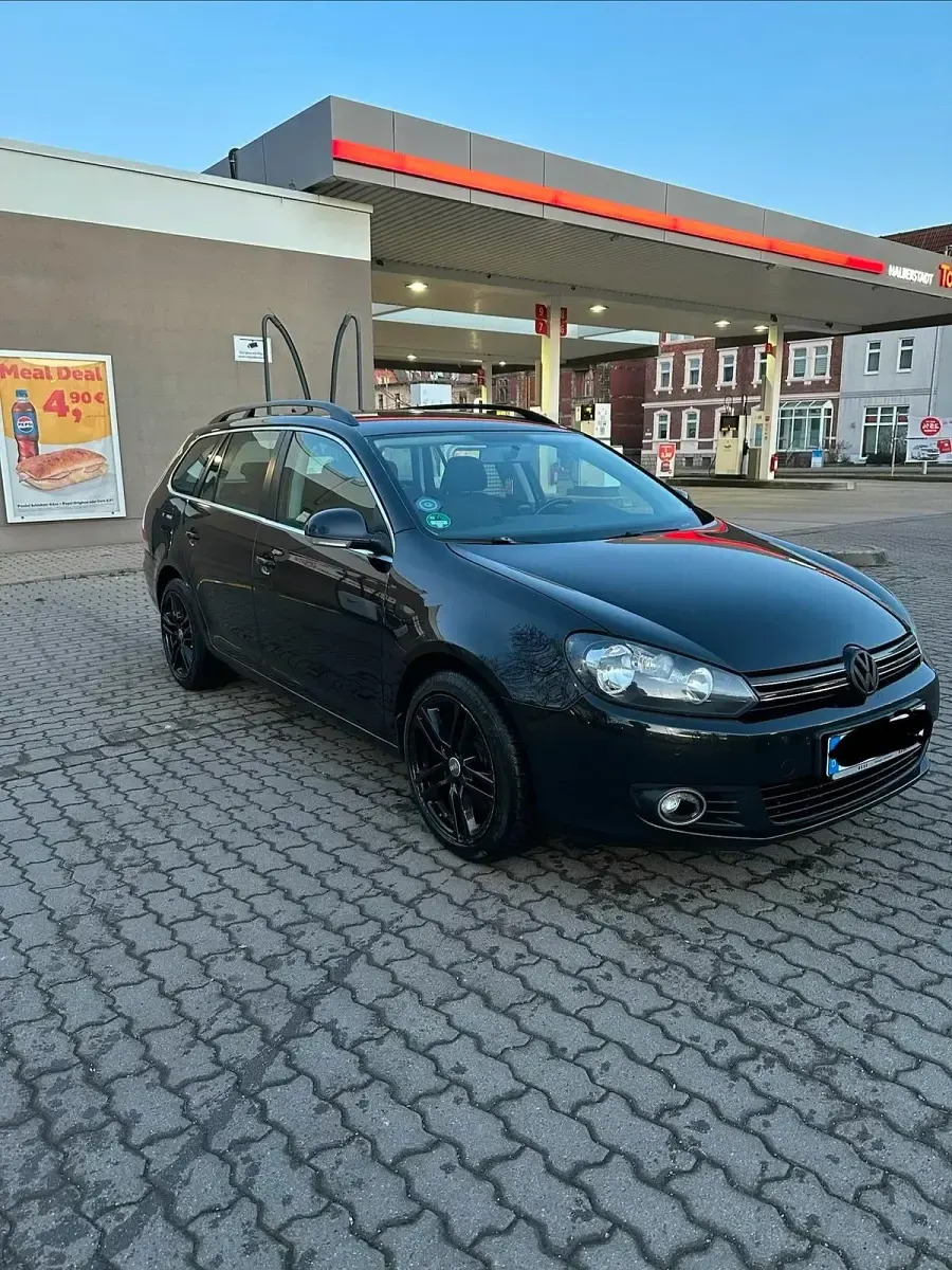 Gebraucht VW Golf VI 140 PS (102 kW) 2010 Schwarz Kleinwagen