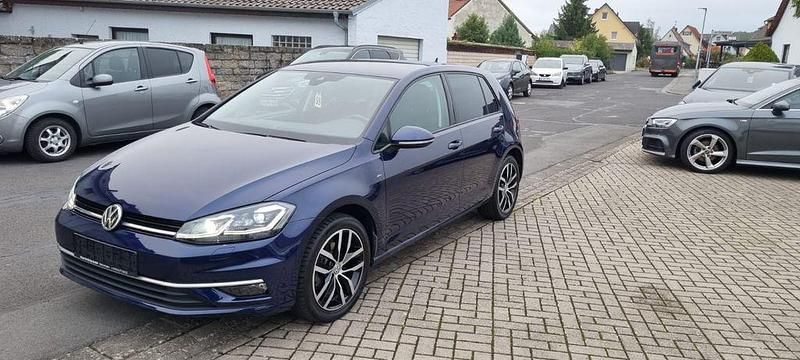 Blau Gebraucht 2018 VW Golf VII Join Limousine | 17.990 € (Fairer Preis) - Bild 1/4