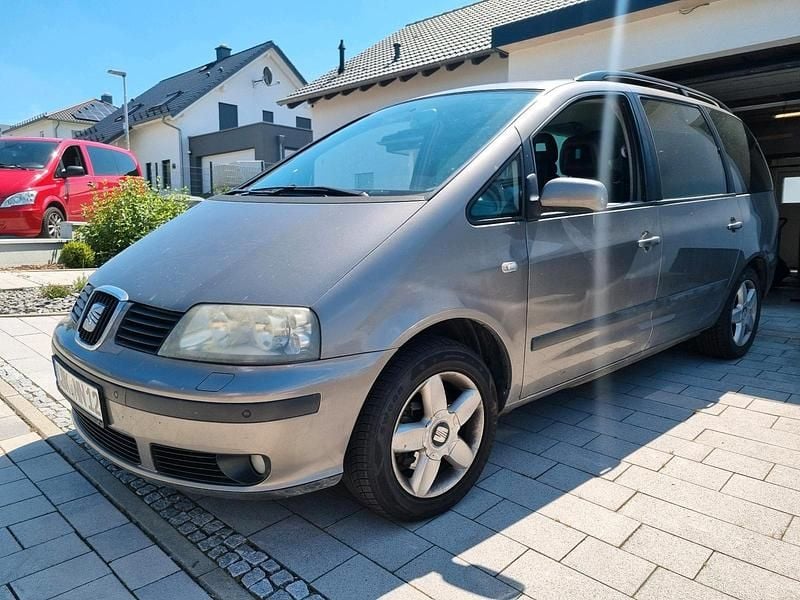 Gebraucht 2004 Seat Alhambra Van / Kleinbus | 1.900 € (Fairer Preis) - Bild 1/4