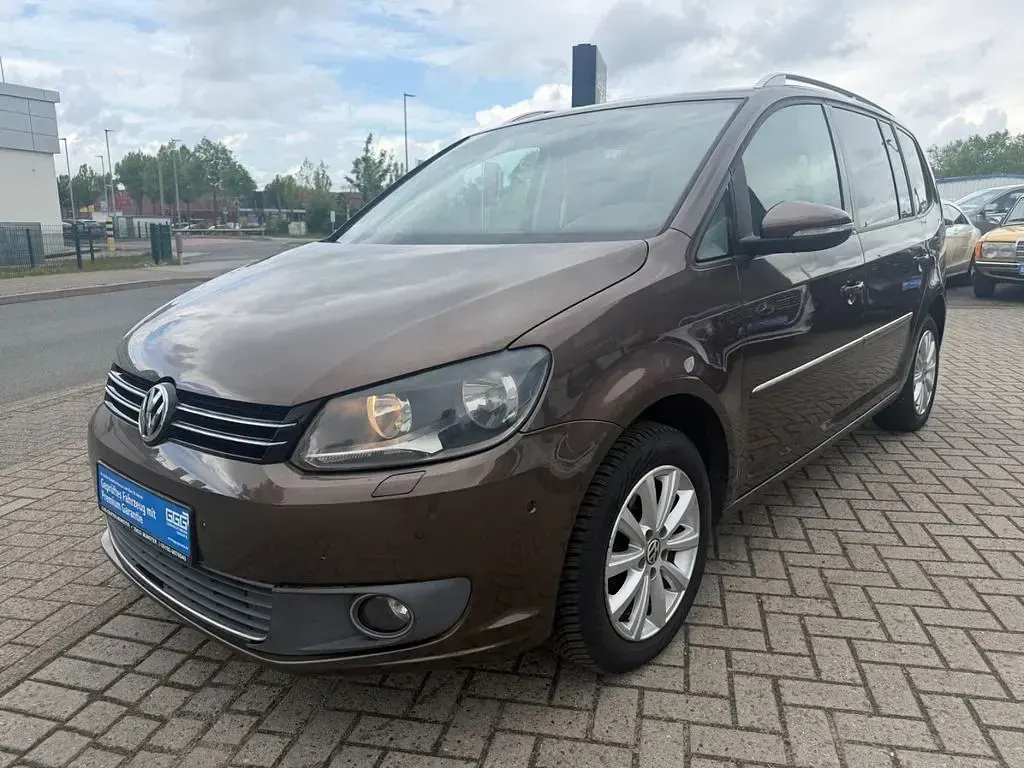 Gebraucht VW Touran Highline 170 PS (125 kW) 2010 Braun Van / Kleinbus