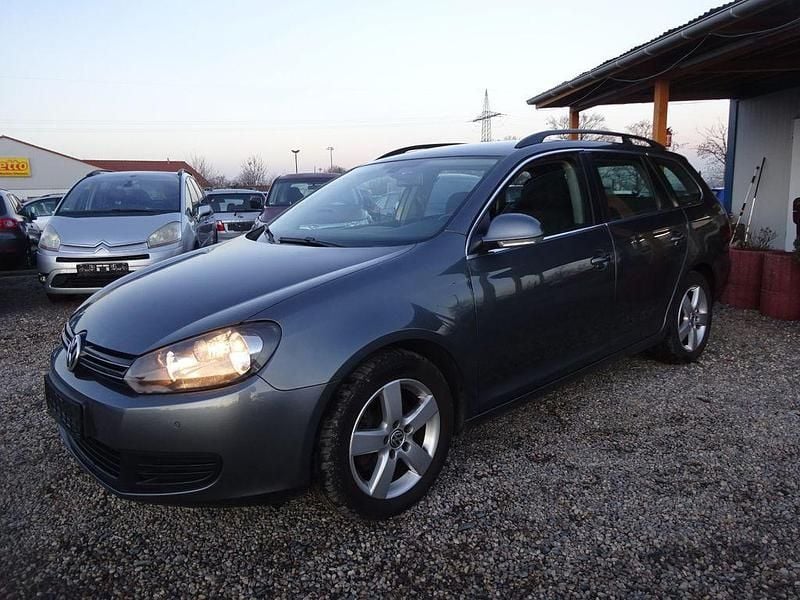 Gebraucht VW Golf VI Comfortline 122 PS (89 kW) 2010 Grau Kleinwagen
