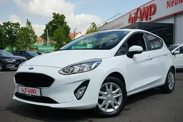 Gebraucht Ford Fiesta Cool & Connect 75 PS (55 kW) 2020 Weiß Kleinwagen