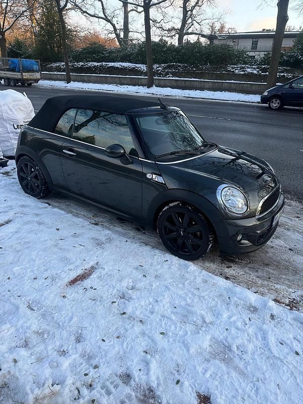 Grau Gebraucht 2012 Mini Cooper Cabriolet Cabrio | 8.500 € (Fairer Preis) - Bild 1/4